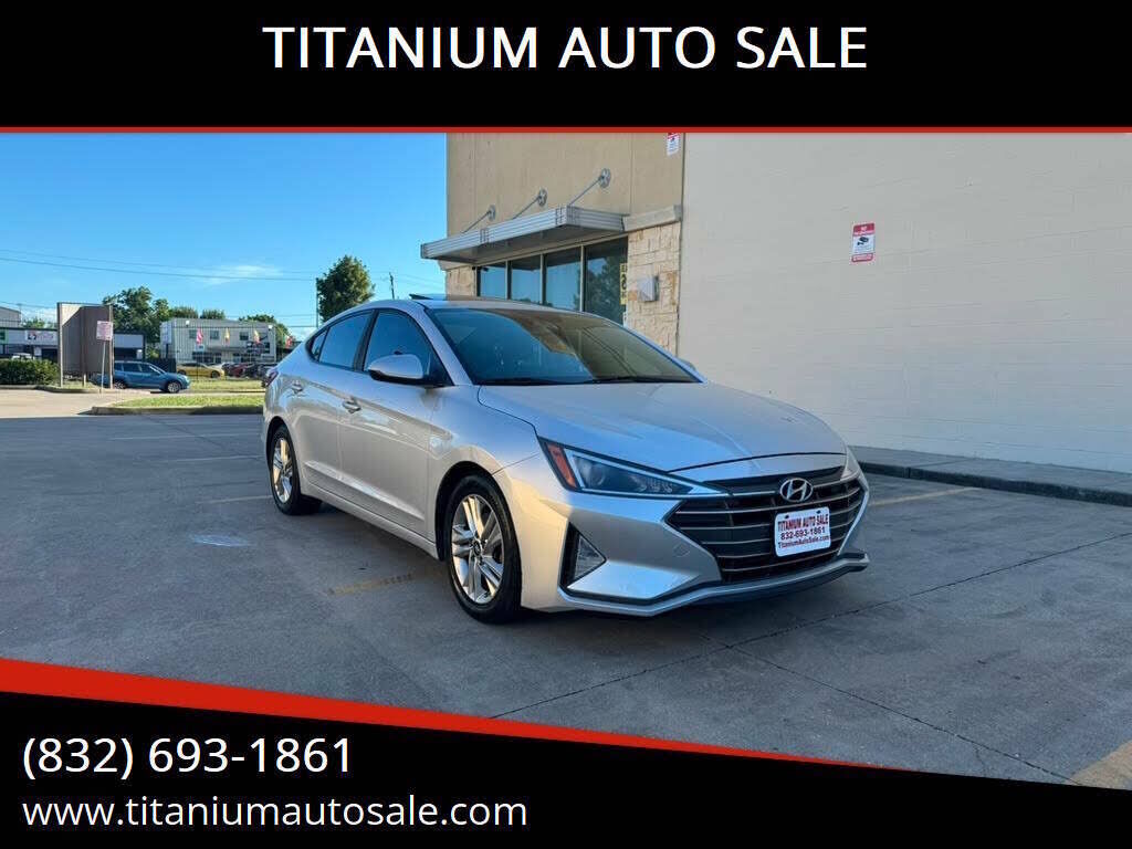 2019 HYUNDAI Elantra
