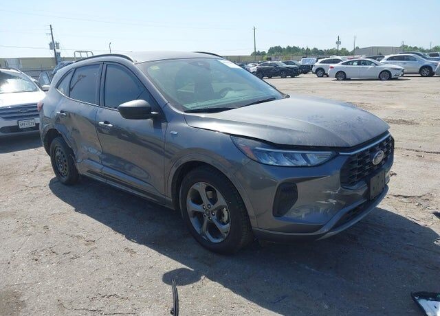 2023 FORD Escape