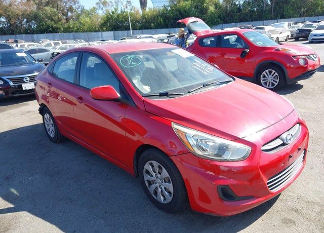 2015 HYUNDAI Accent