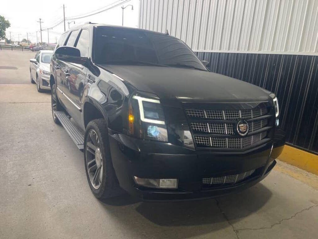 2013 CADILLAC Escalade