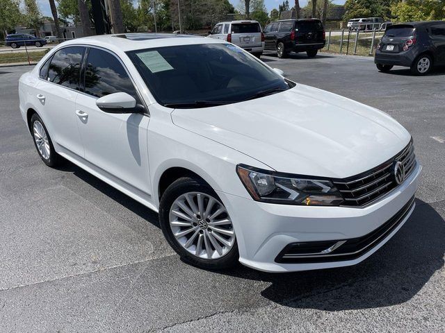 2016 VOLKSWAGEN Passat
