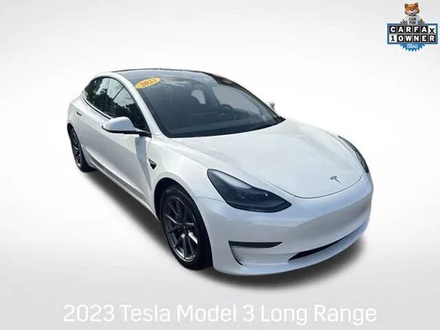 2023 TESLA Model 3