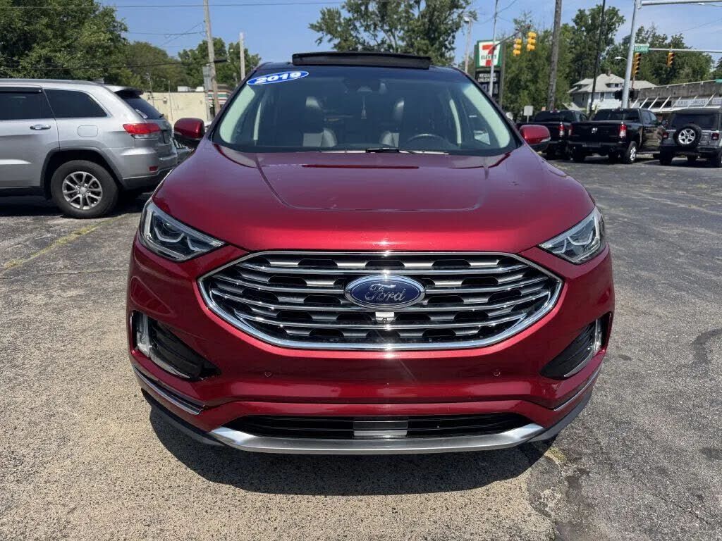 2019 FORD Edge