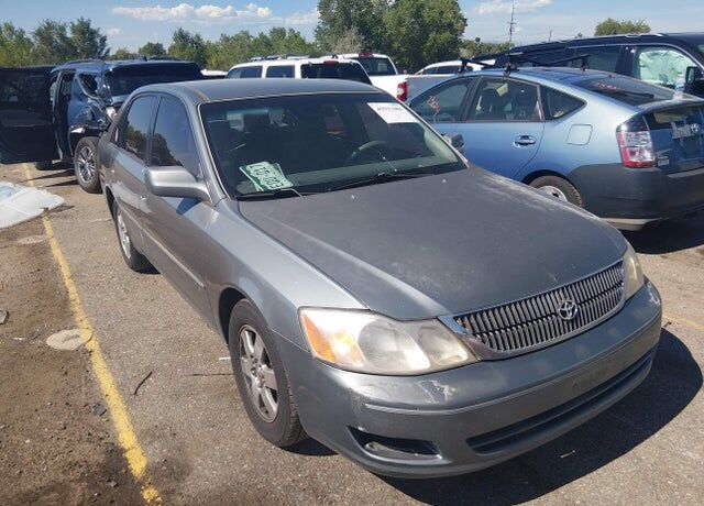 2000 TOYOTA Avalon