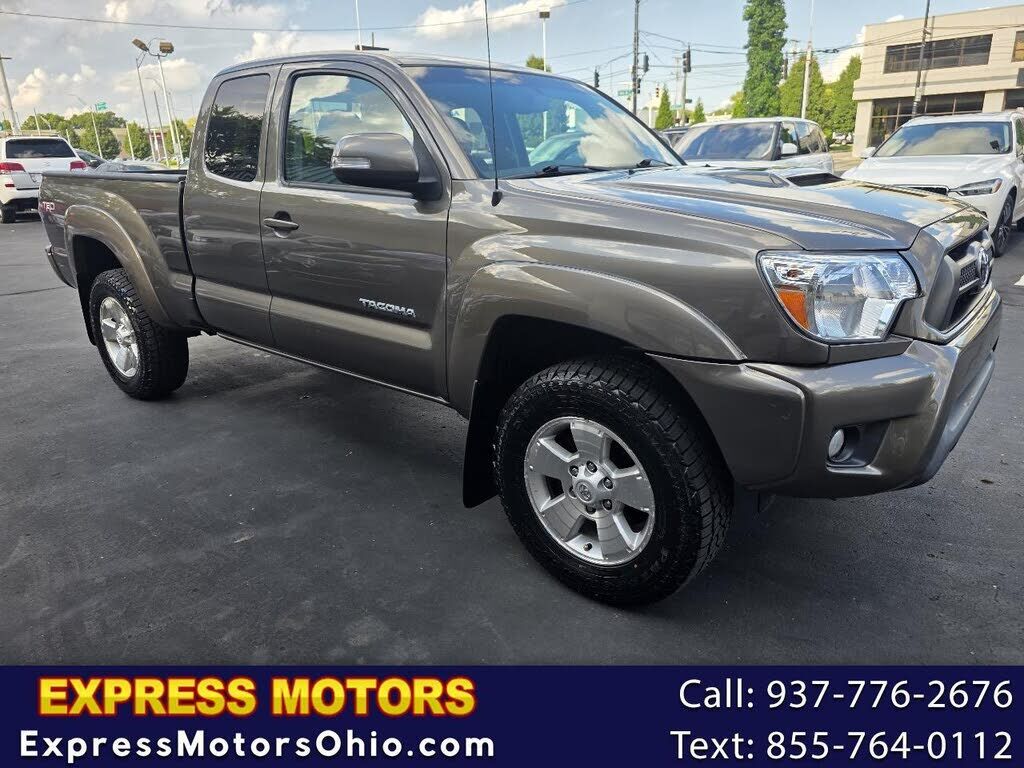 2013 TOYOTA Tacoma
