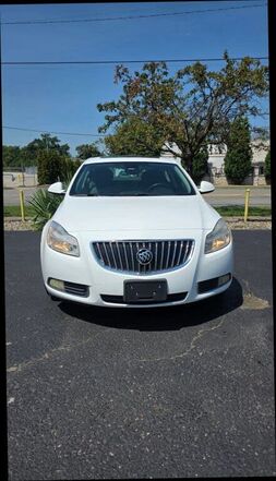 2011 BUICK Regal