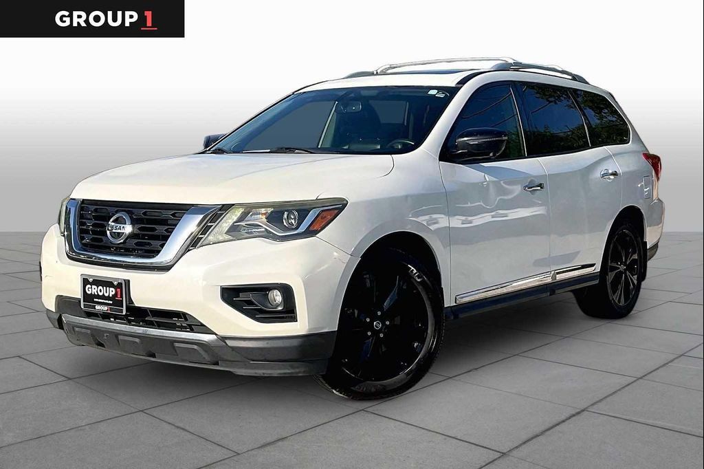 2017 NISSAN Pathfinder
