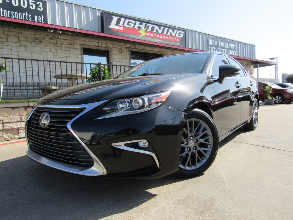 2018 LEXUS ES