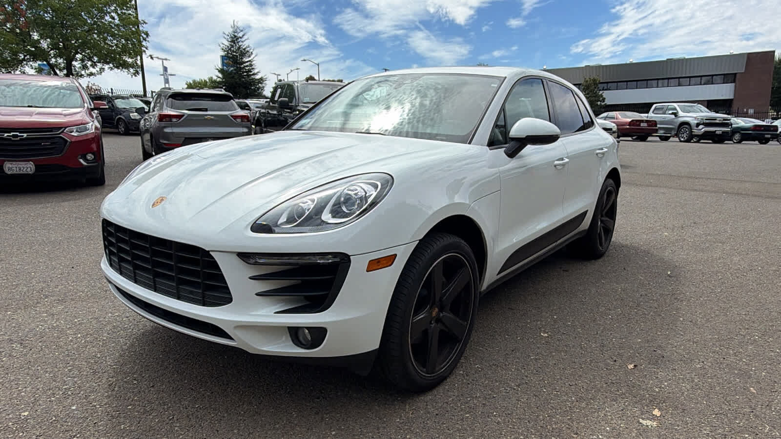 2017 PORSCHE Macan