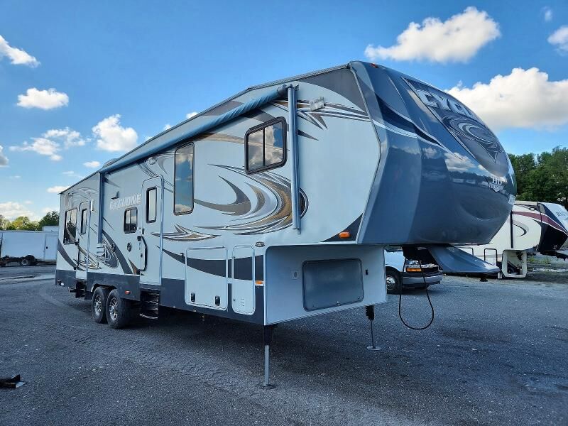 2012 HEARTLAND RV Cyclone