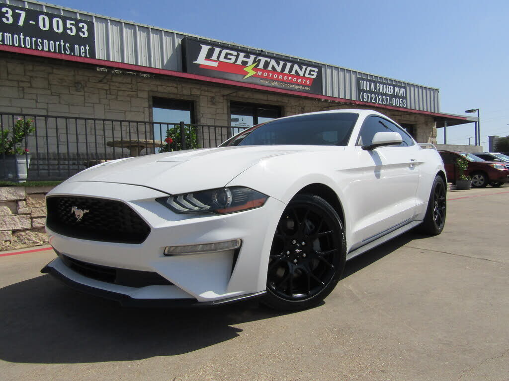 2019 FORD Mustang