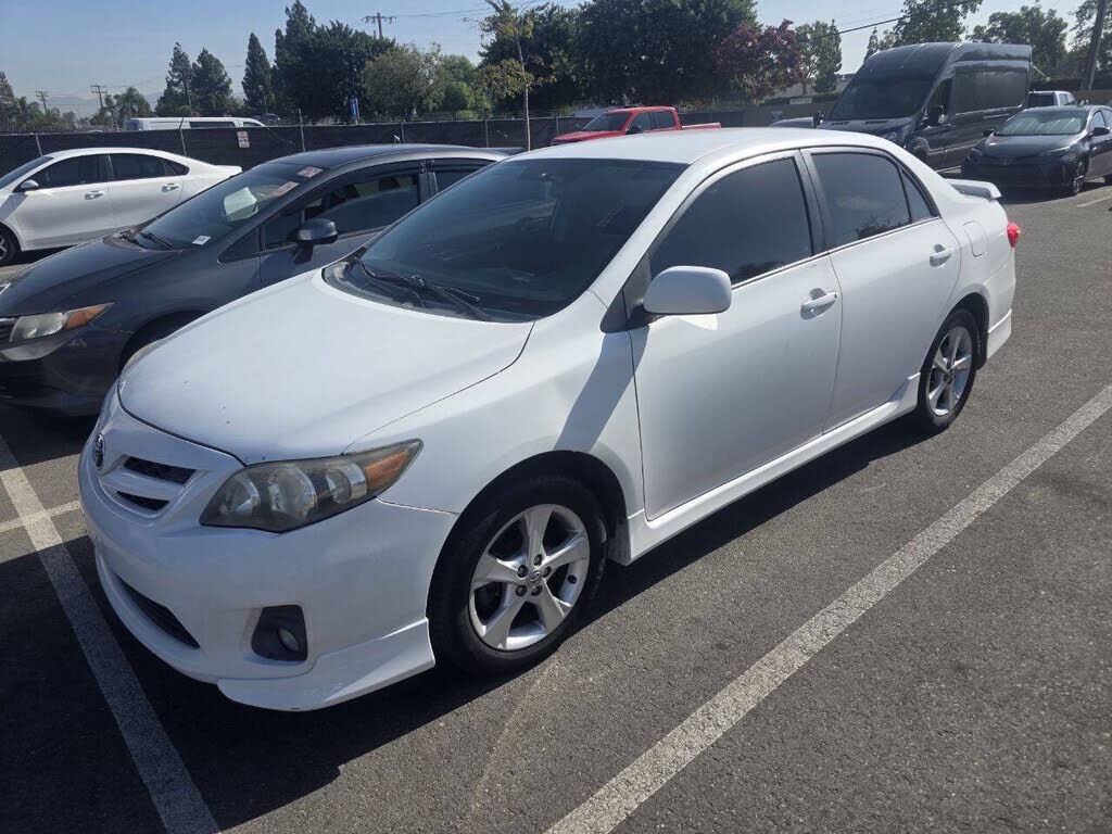2011 TOYOTA Corolla