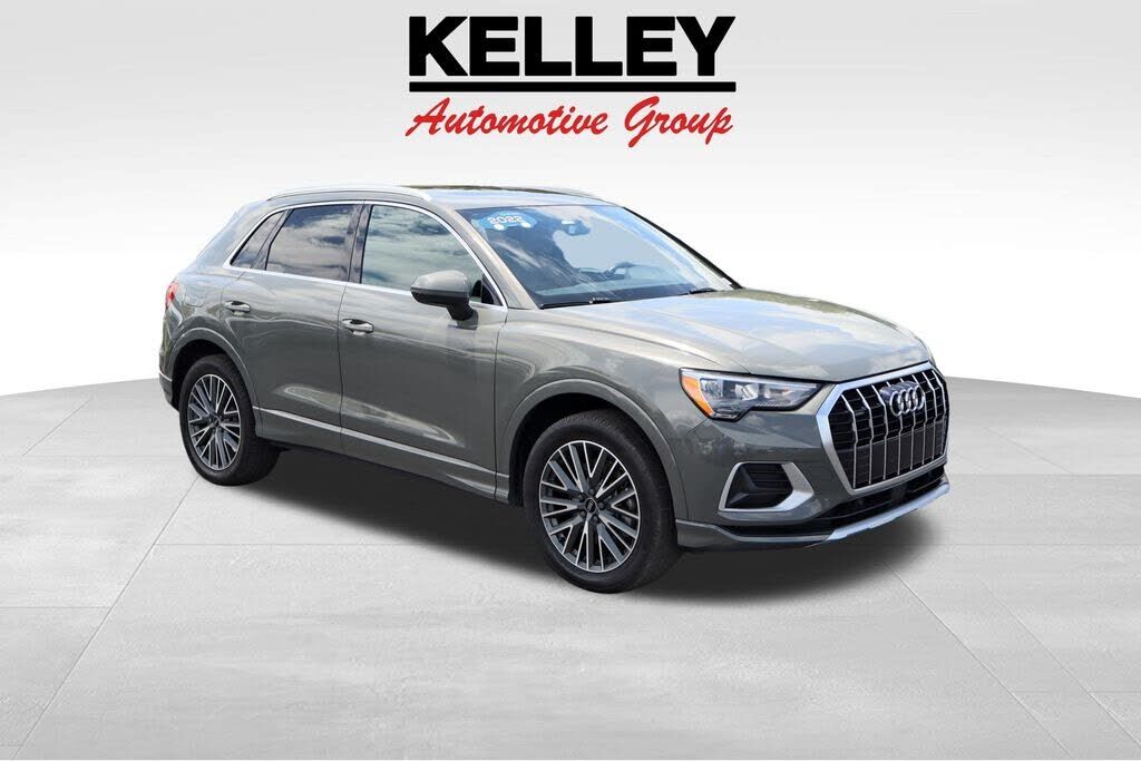 2022 AUDI Q3