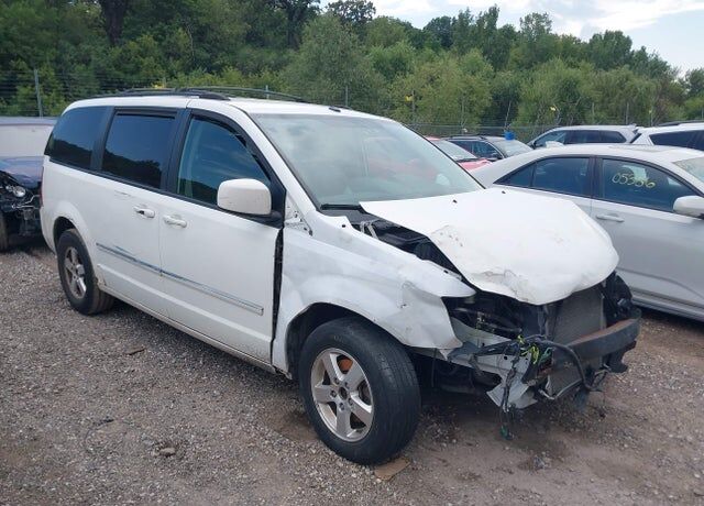 2008 DODGE Caravan