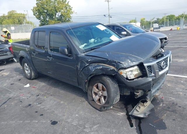 2012 NISSAN Frontier
