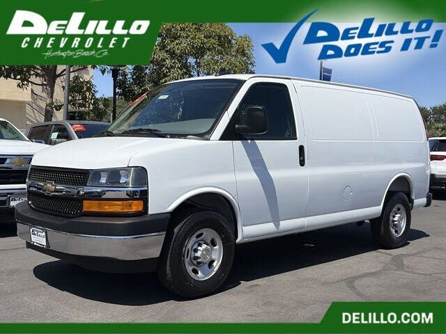 2025 CHEVROLET Express