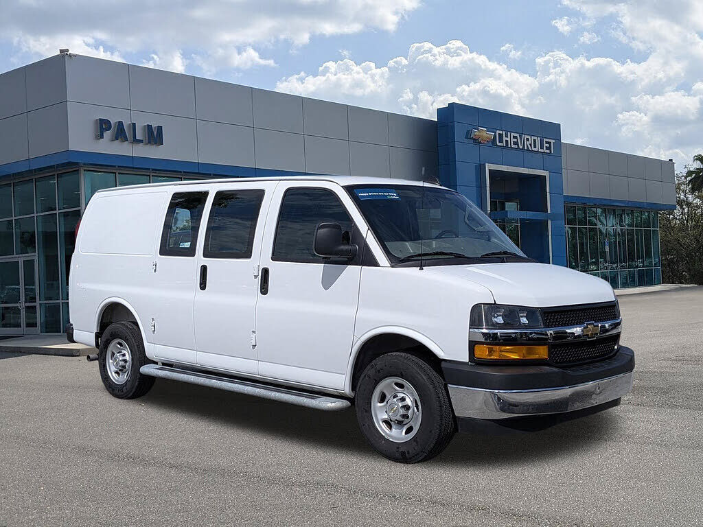 2025 CHEVROLET Express