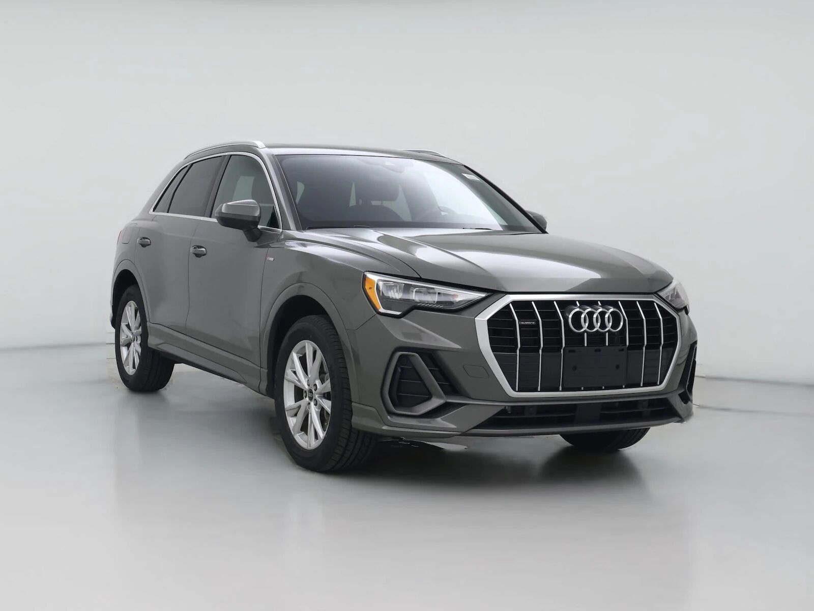 2022 AUDI Q3