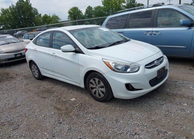 2015 HYUNDAI Accent