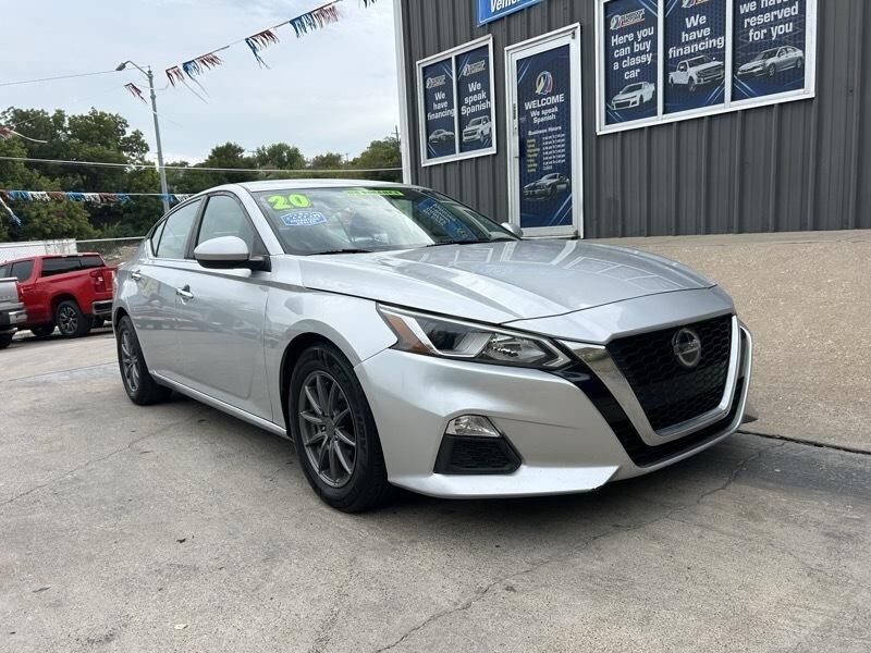 2020 NISSAN Altima