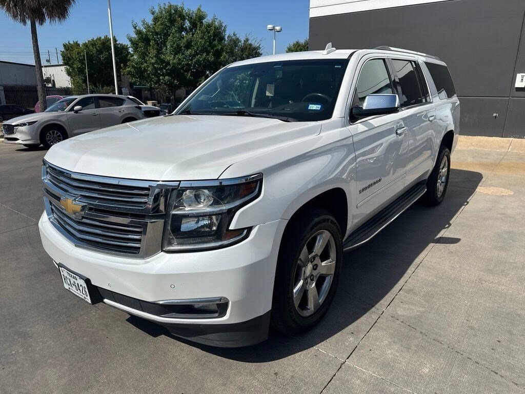 2017 CHEVROLET Suburban