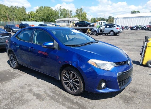 2015 TOYOTA Corolla