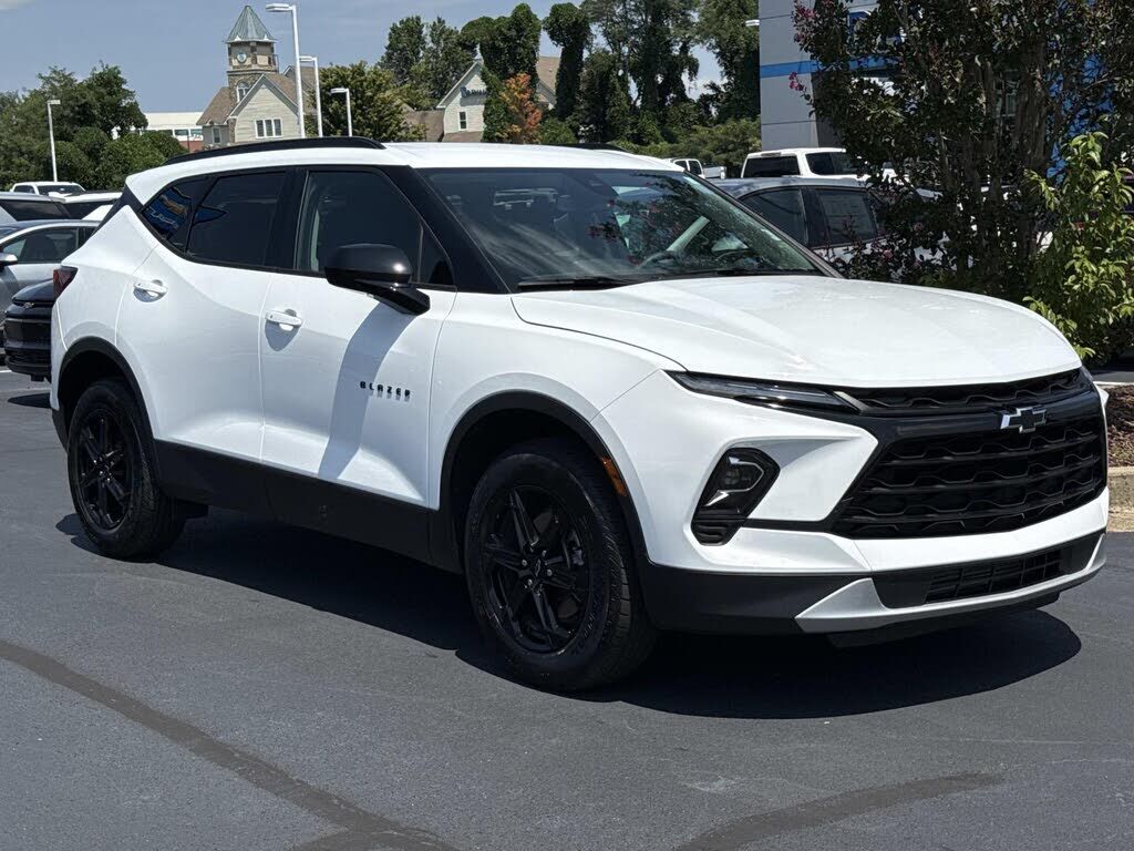 2025 CHEVROLET Blazer