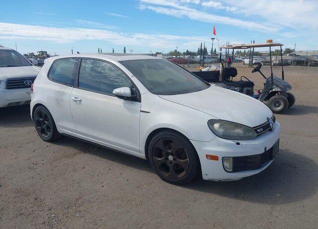 2010 VOLKSWAGEN GTI