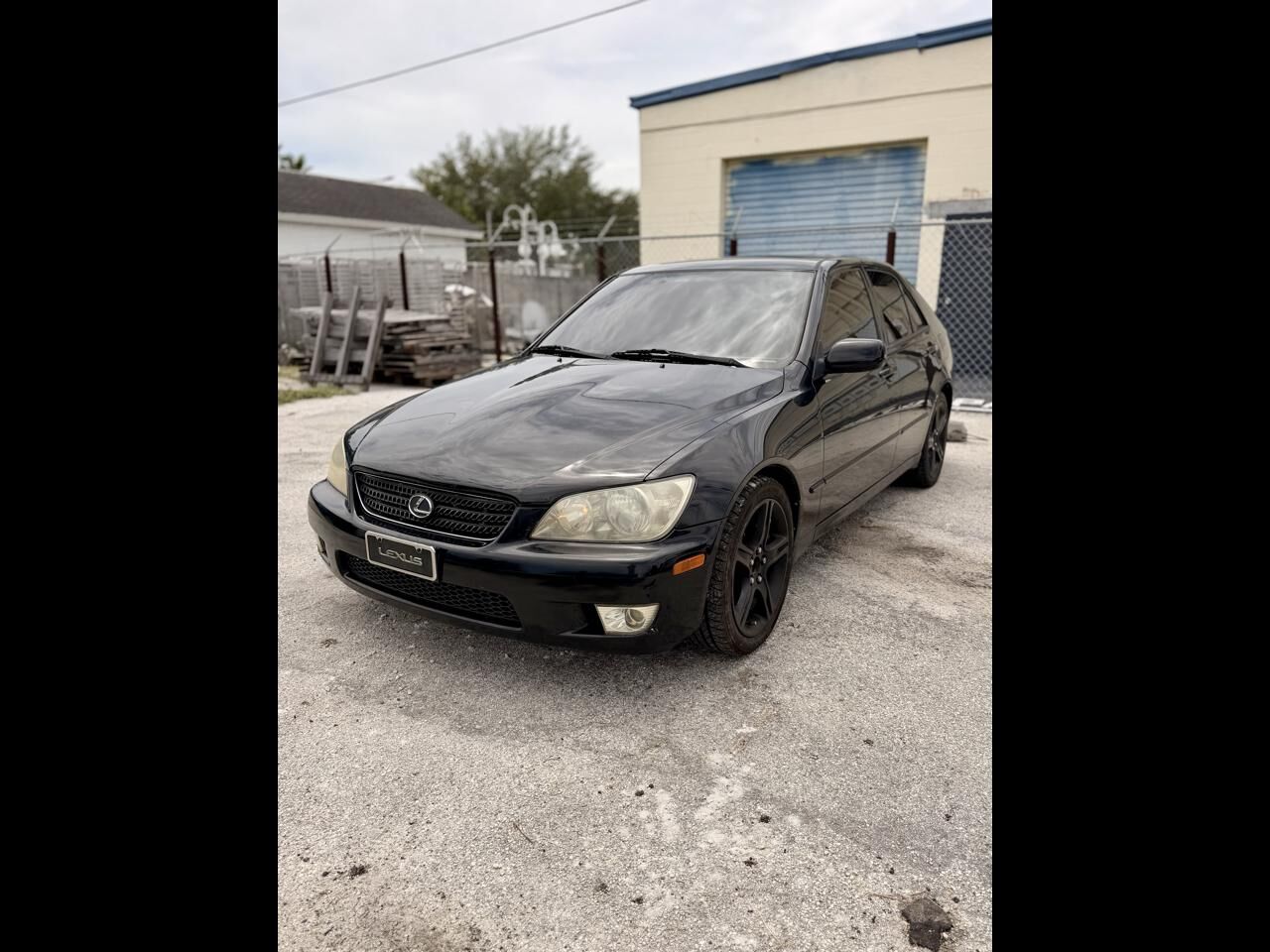 2003 LEXUS IS