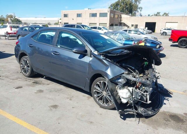 2015 TOYOTA Corolla