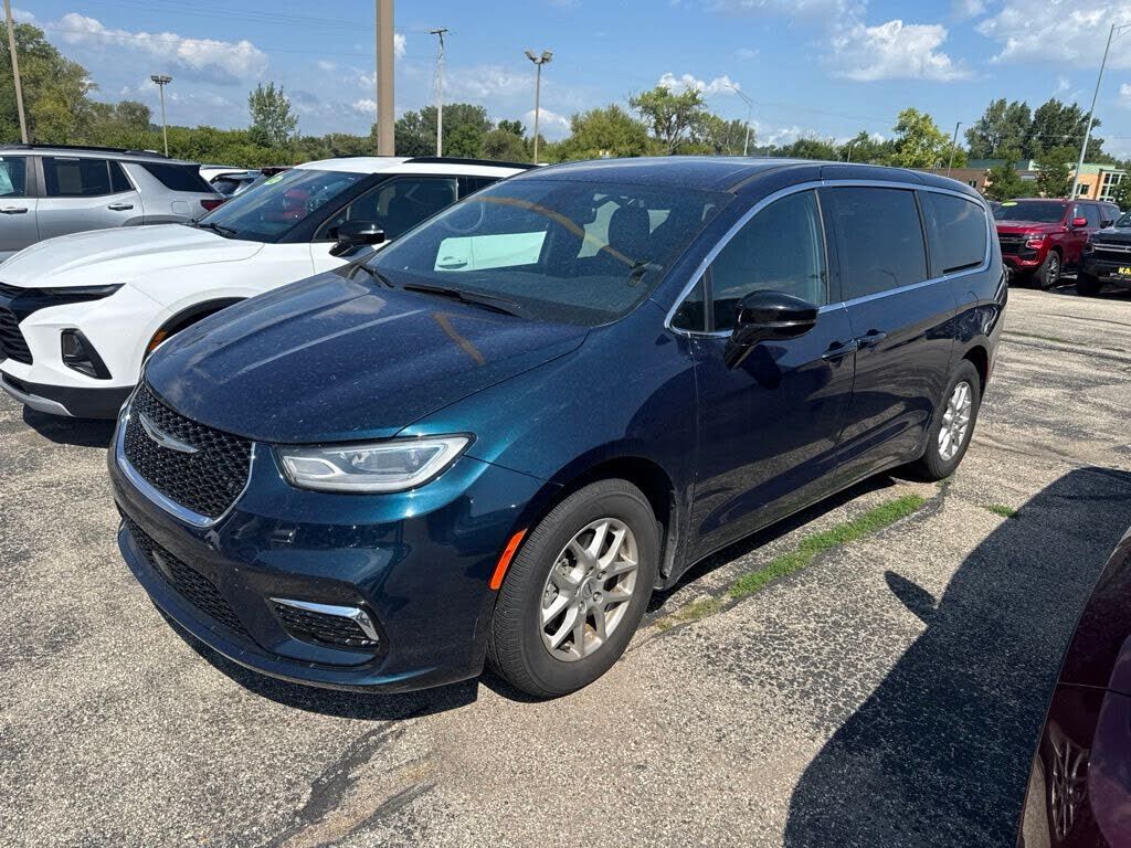 2025 CHRYSLER Pacifica