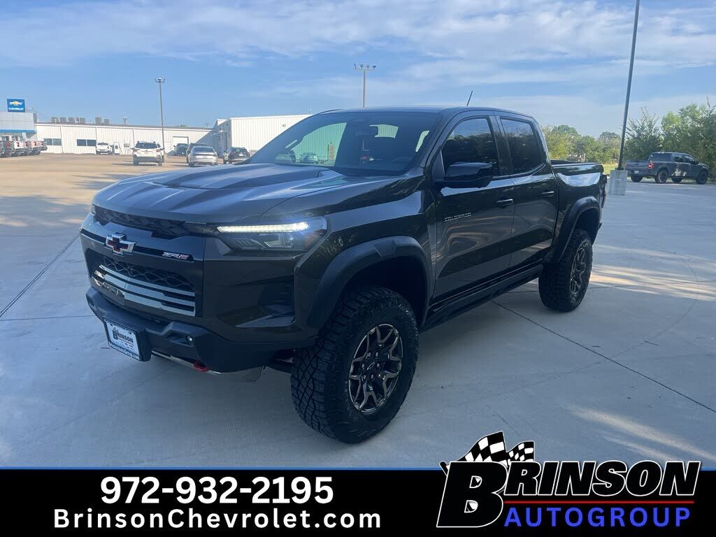 2024 CHEVROLET Colorado