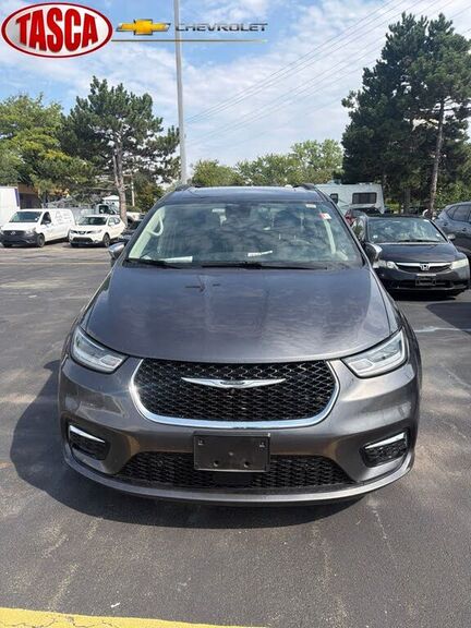 2022 CHRYSLER Pacifica