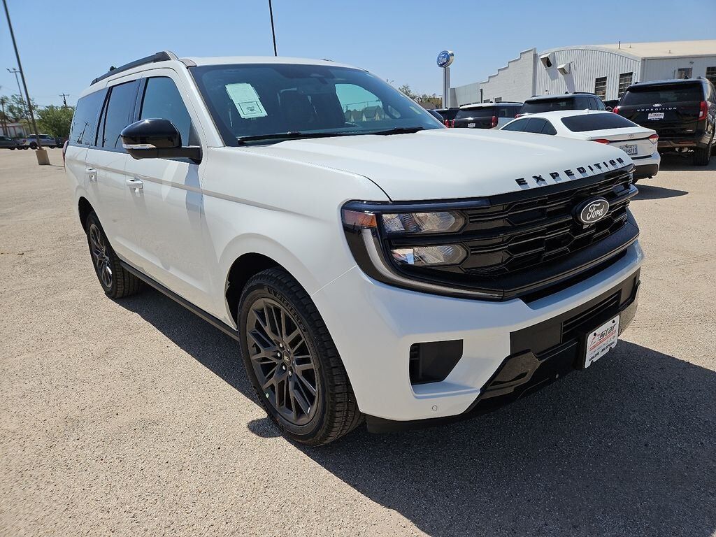 2027 FORD Expedition