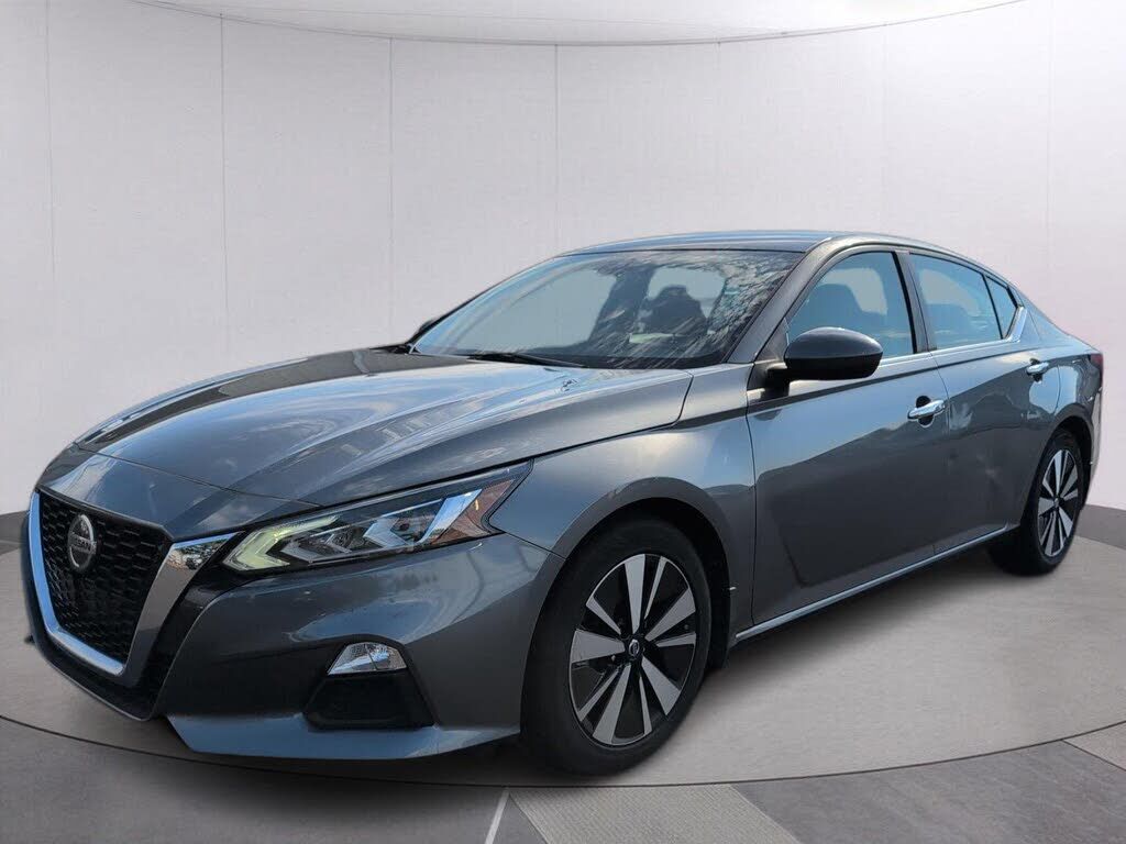 2022 NISSAN Altima
