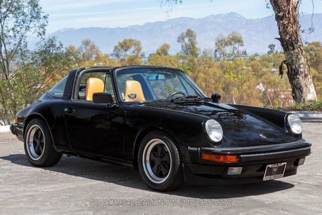 1987 PORSCHE 911