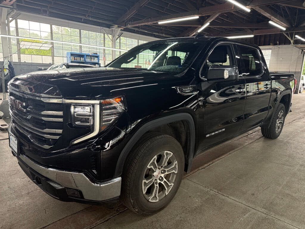 2025 GMC Sierra