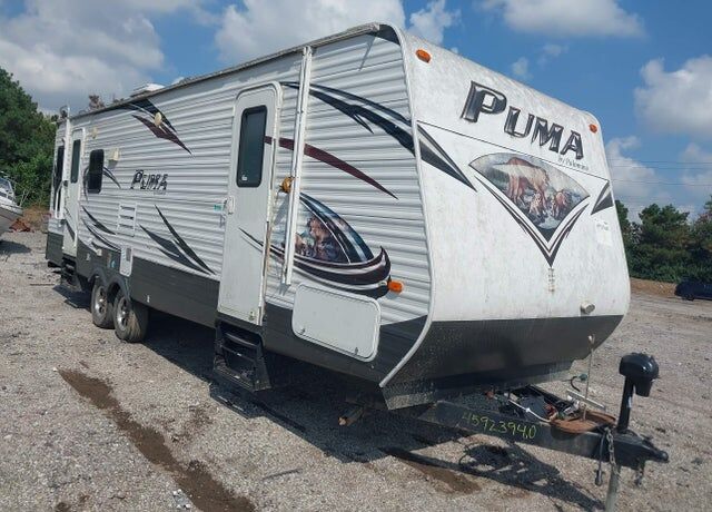 2015 FOREST RIVER Puma Towables