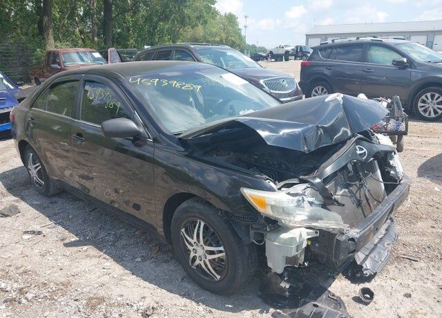 2010 TOYOTA Camry