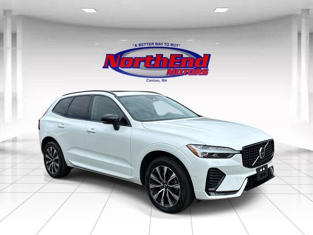 2025 VOLVO XC60