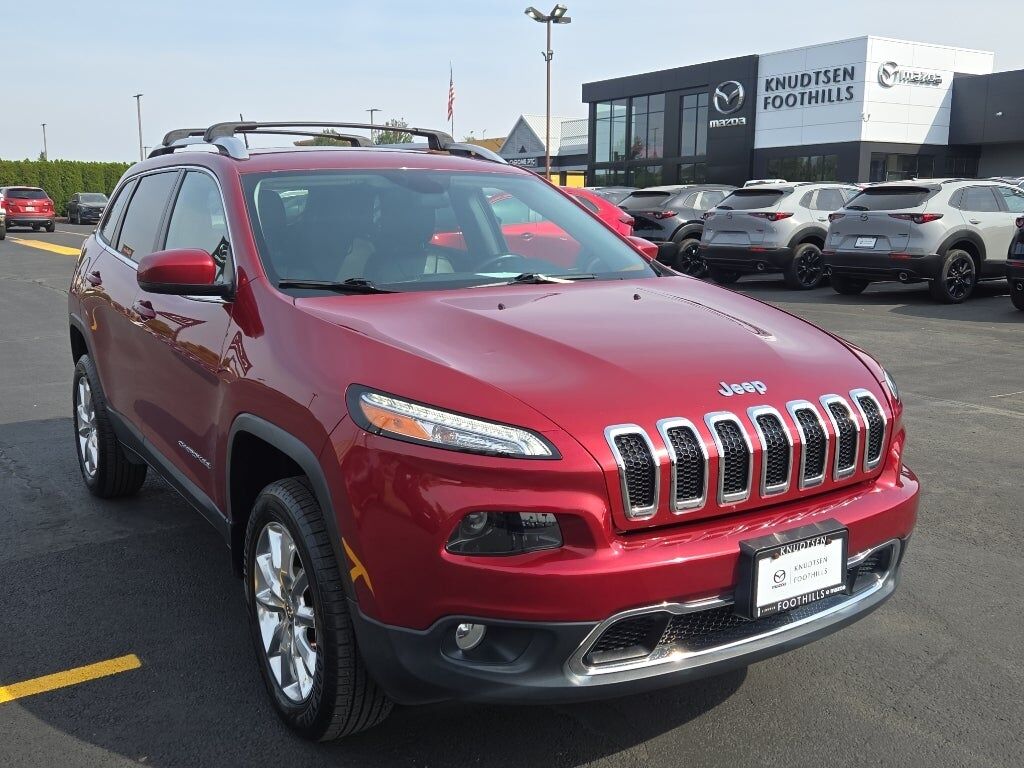 2017 JEEP Cherokee