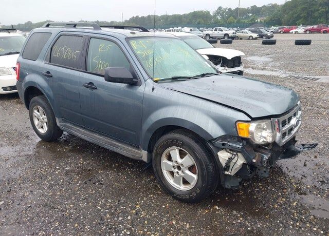 2010 FORD Escape