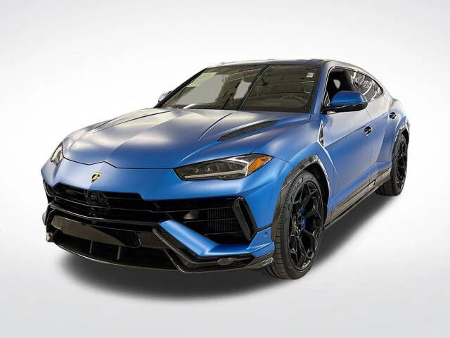 2023 LAMBORGHINI URUS