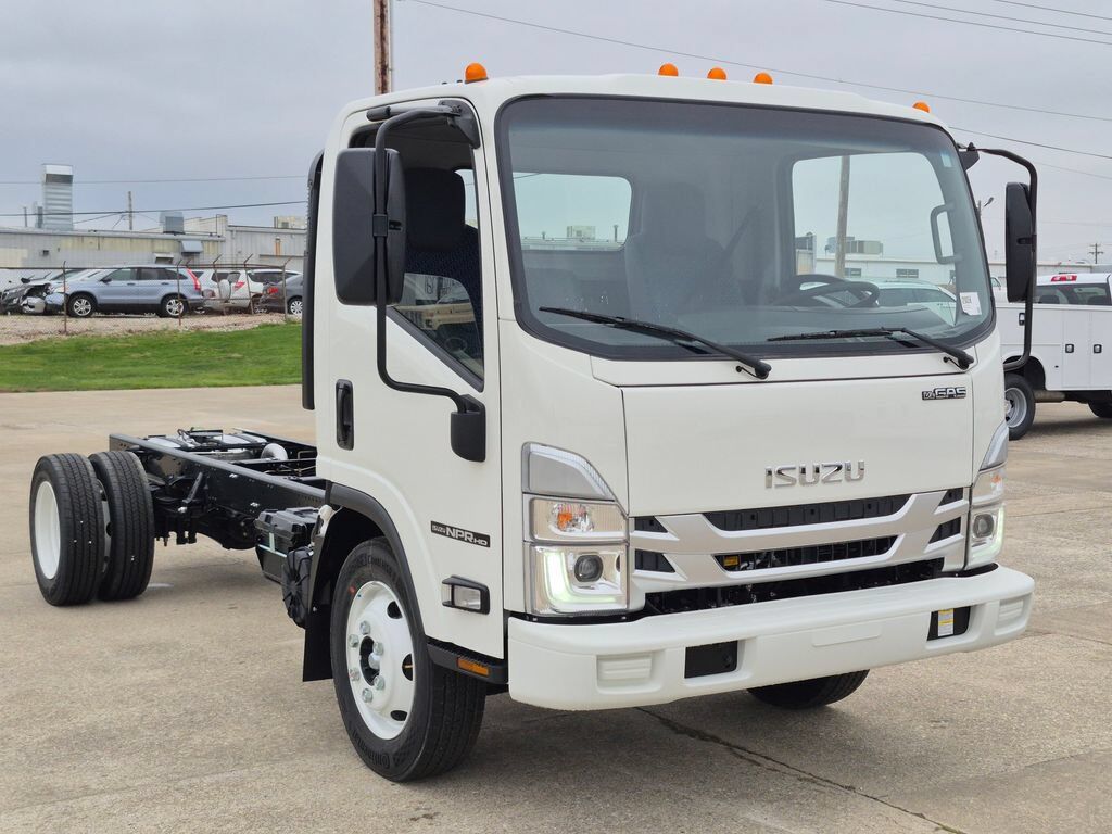 2026 ISUZU NPR/NPR-HD