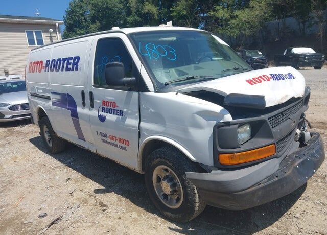 2011 CHEVROLET Express