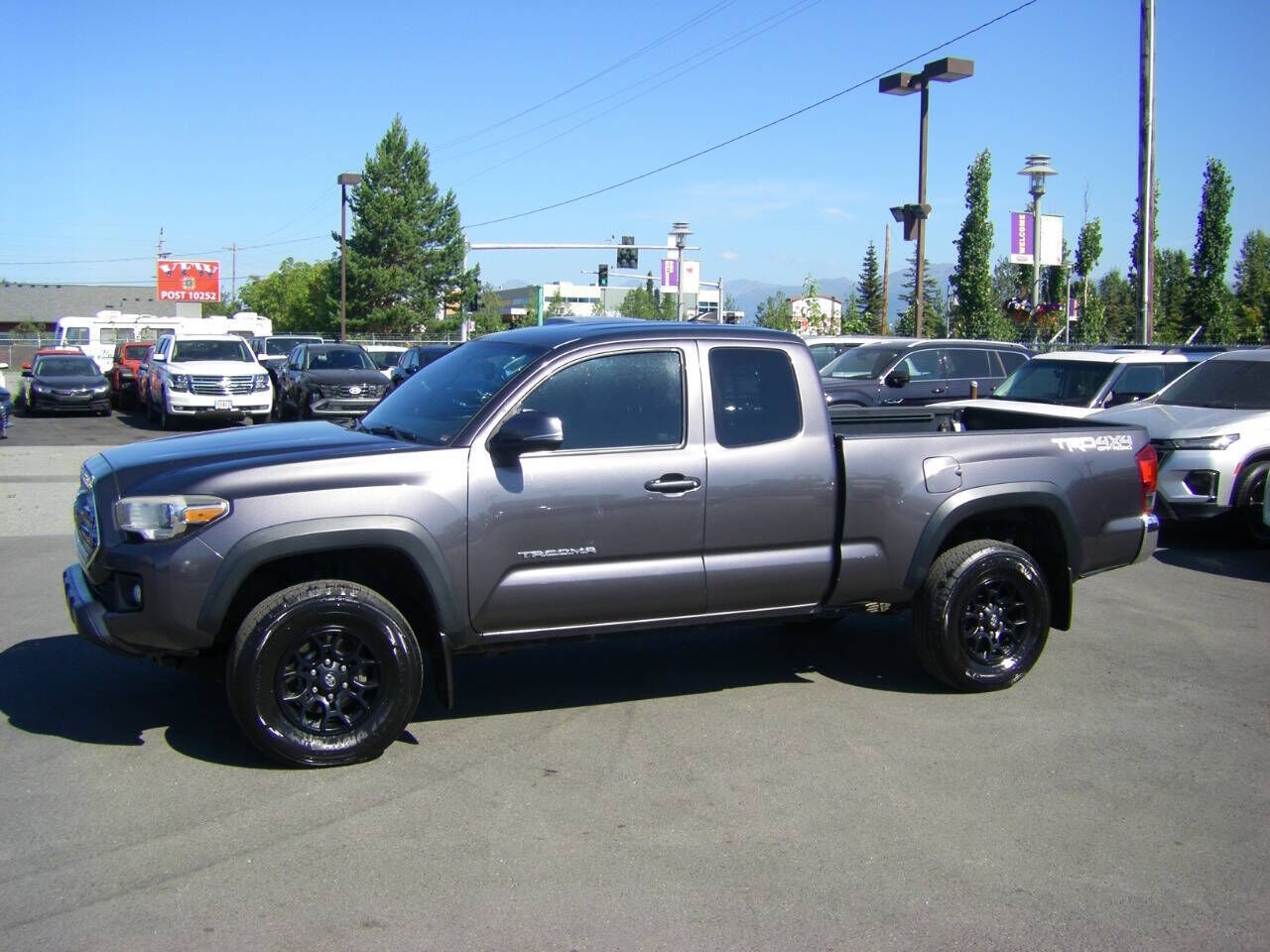 2016 TOYOTA Tacoma