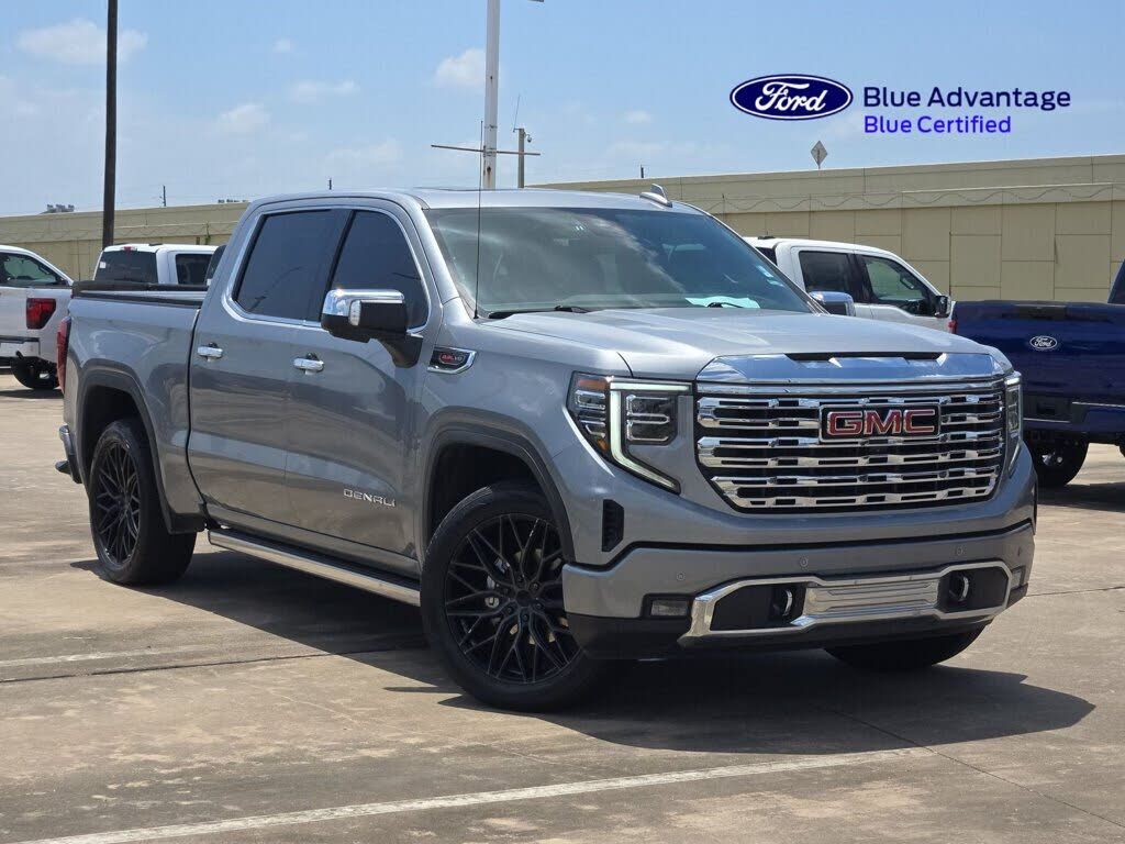 2024 GMC Sierra