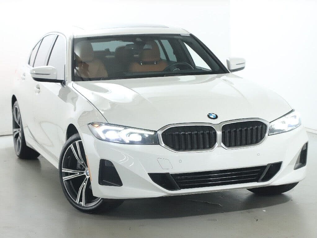 2023 BMW 330i