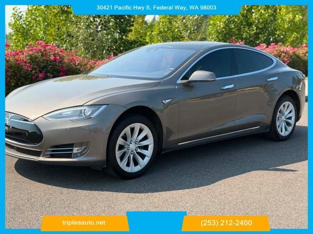 2016 TESLA Model S