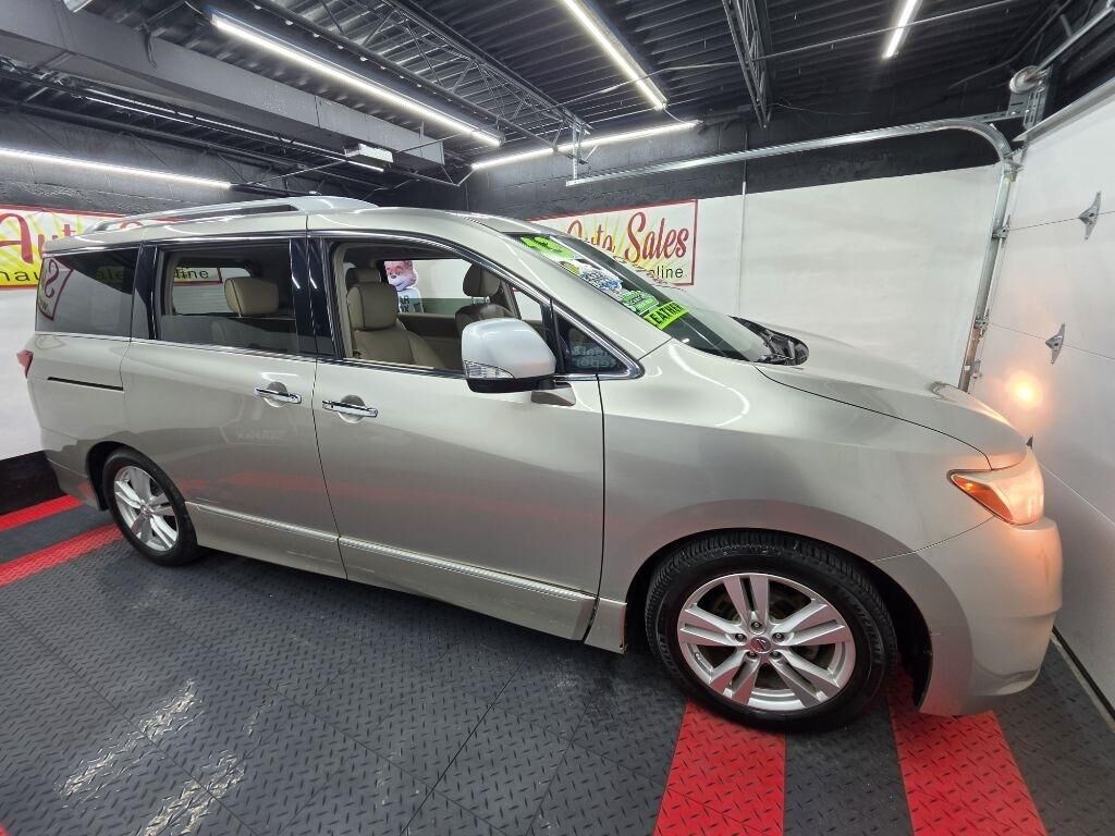 2013 NISSAN Quest